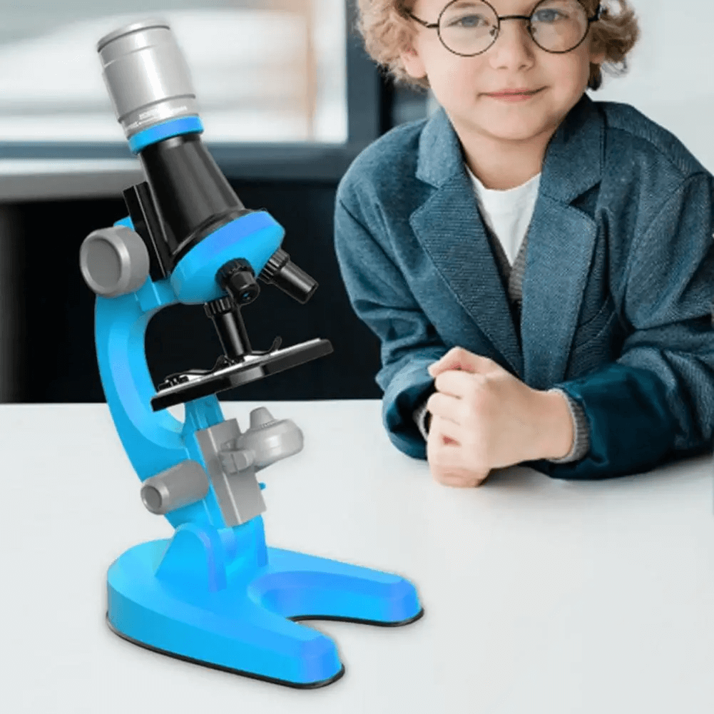 Microscope-enfant-bureau-bleu